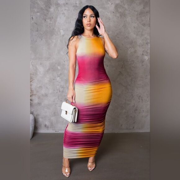 Dresses & Skirts - Gradient Colorblock Ruched Midi Dress